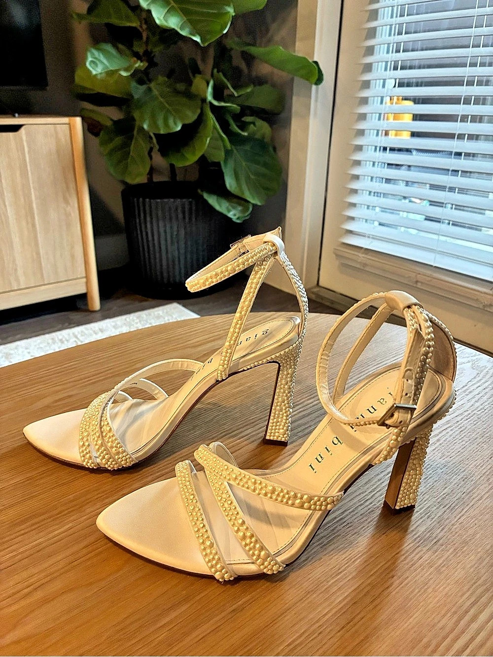 Gianni Bini Pearl White Heels